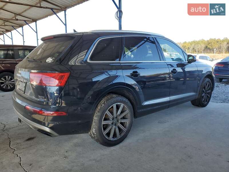 Внедорожник / Кроссовер Audi Q7 2018 в Киеве