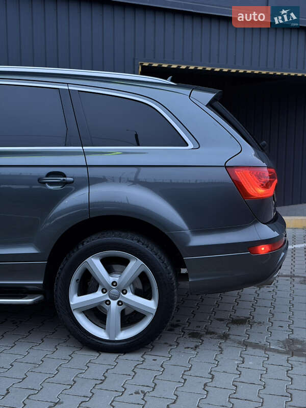 Внедорожник / Кроссовер Audi Q7 2009 в Тернополе