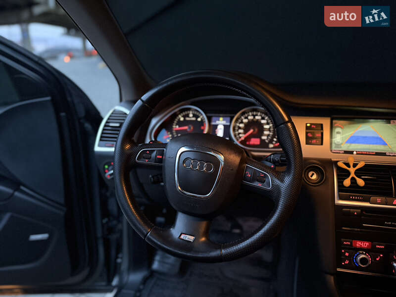 Внедорожник / Кроссовер Audi Q7 2009 в Тернополе