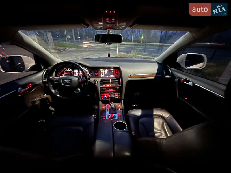 Позашляховик / Кросовер Audi Q7 2011 в Рівному фото 6 Позашляховик / Кросовер Audi Q7 2011 в Рівному