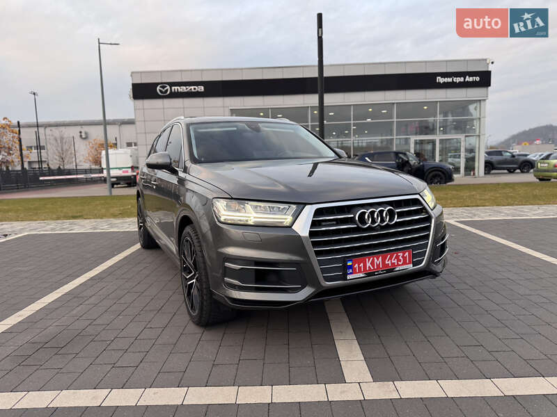 Позашляховик / Кросовер Audi Q7 2019 в Мукачевому