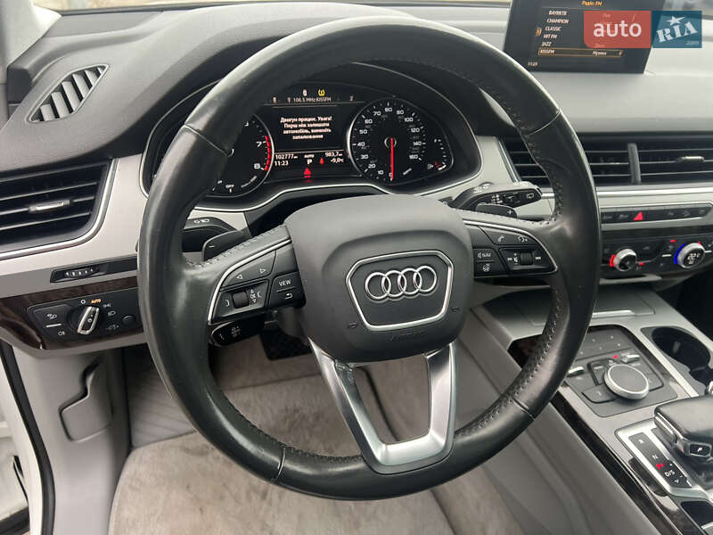 Позашляховик / Кросовер Audi Q7 2018 в Києві