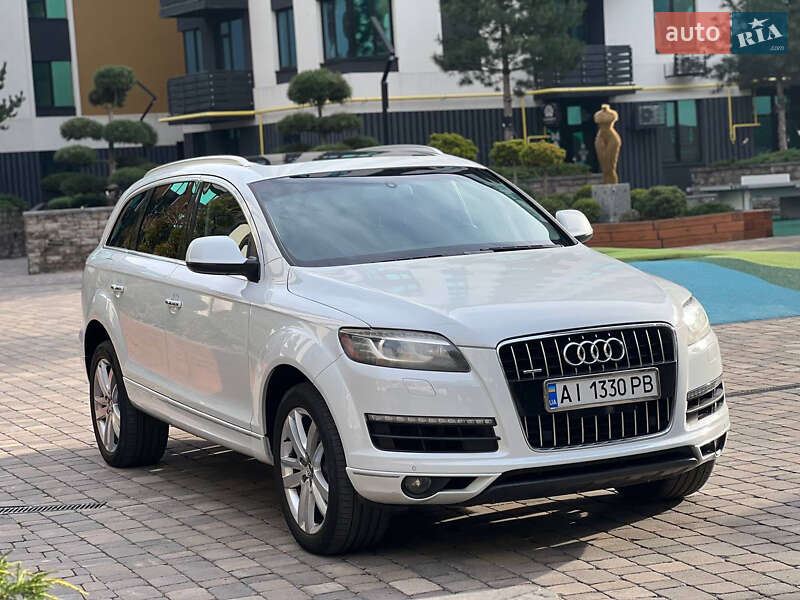 Позашляховик / Кросовер Audi Q7 2012 в Києві