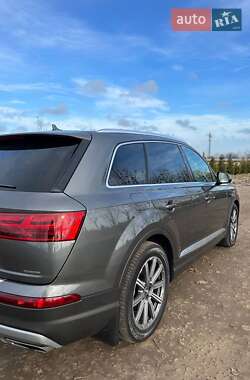 Позашляховик / Кросовер Audi Q7 2019 в Одесі фото 22 Позашляховик / Кросовер Audi Q7 2019 в Одесі