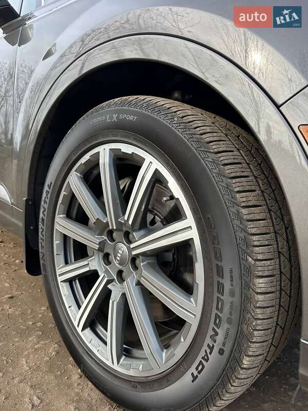 Внедорожник / Кроссовер Audi Q7 2019 в Одессе фото 24 Внедорожник / Кроссовер Audi Q7 2019 в Одессе