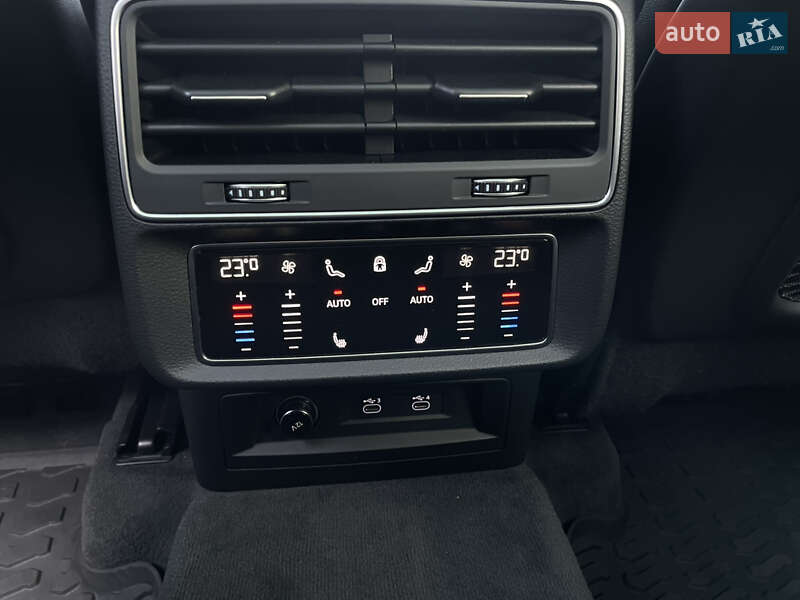 Внедорожник / Кроссовер Audi Q7 2021 в Одессе