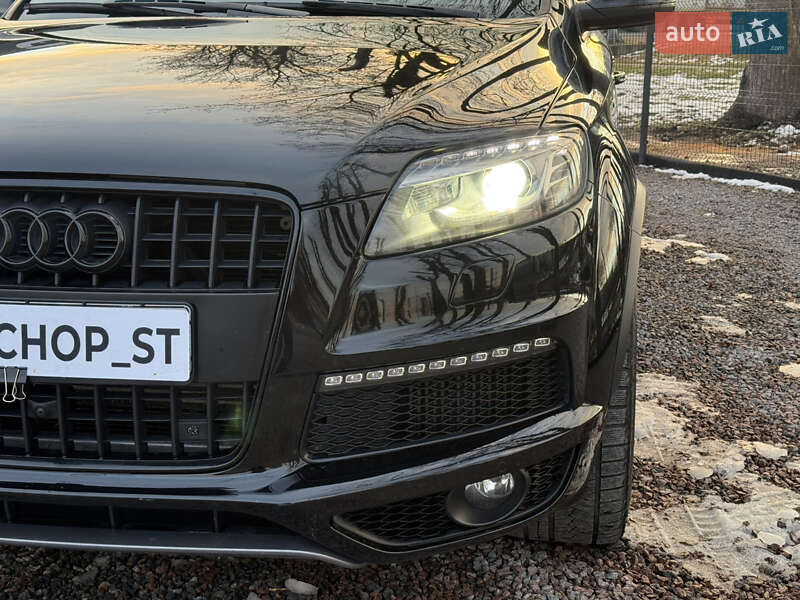 Позашляховик / Кросовер Audi Q7 2015 в Стрию