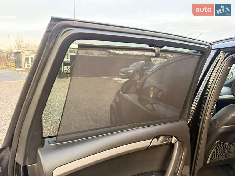 Позашляховик / Кросовер Audi Q7 2015 в Стрию