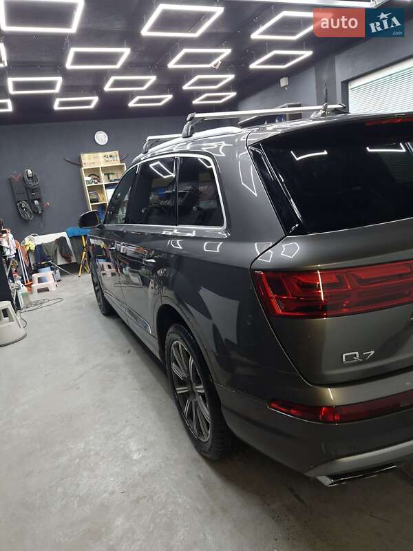 Внедорожник / Кроссовер Audi Q7 2018 в Луцке