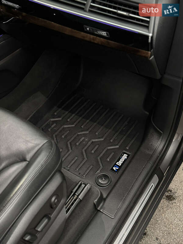 Внедорожник / Кроссовер Audi Q7 2018 в Киеве