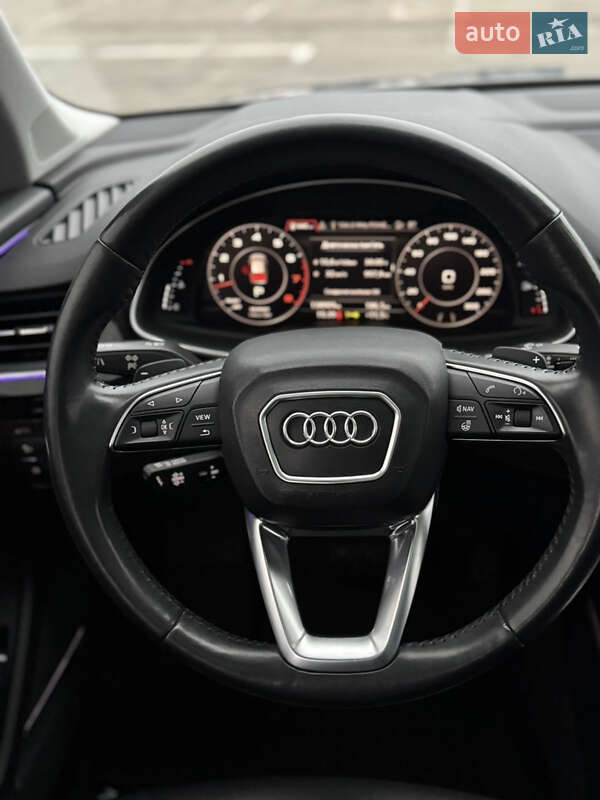 Внедорожник / Кроссовер Audi Q7 2018 в Киеве