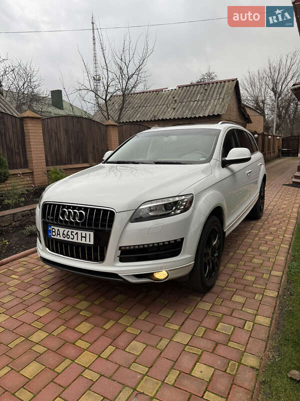 Позашляховик / Кросовер Audi Q7 2013 в Кропивницькому