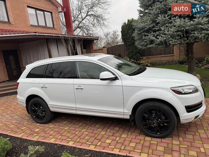 Позашляховик / Кросовер Audi Q7 2013 в Кропивницькому