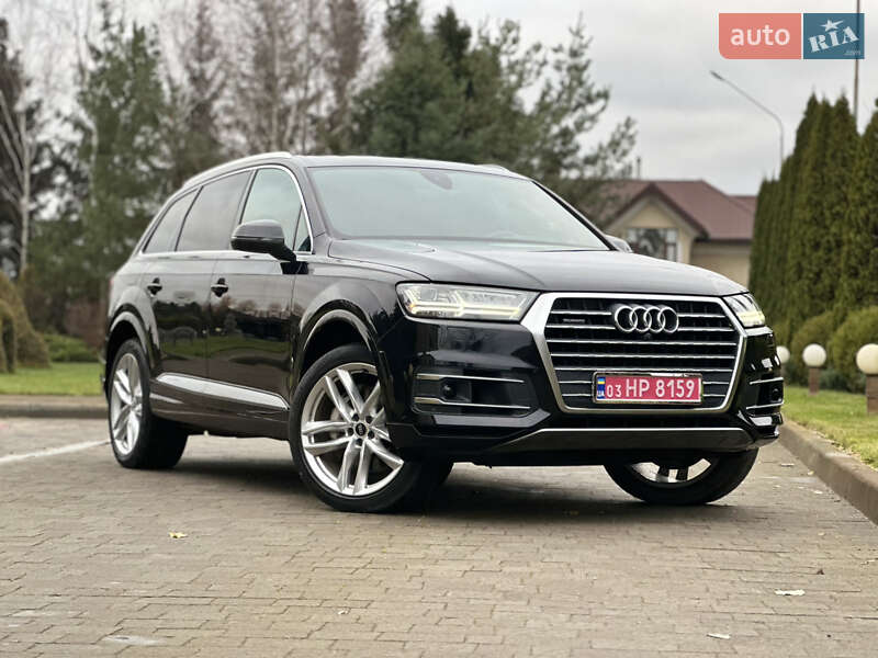 Внедорожник / Кроссовер Audi Q7 2017 в Сарнах