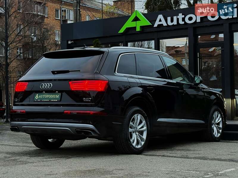 Внедорожник / Кроссовер Audi Q7 2018 в Киеве