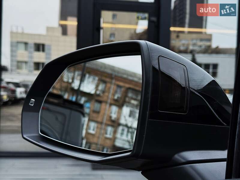 Внедорожник / Кроссовер Audi Q7 2018 в Киеве