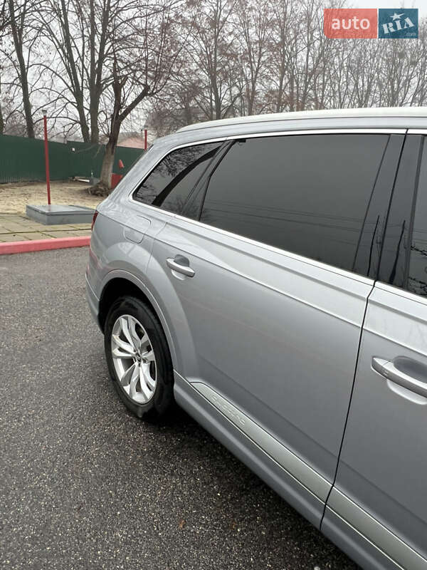 Позашляховик / Кросовер Audi Q7 2018 в Харкові