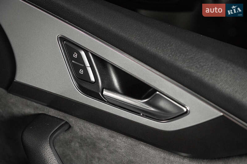 Позашляховик / Кросовер Audi Q7 2017 в Одесі