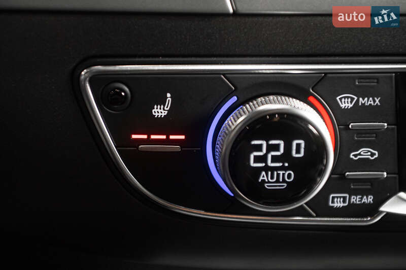 Позашляховик / Кросовер Audi Q7 2017 в Одесі