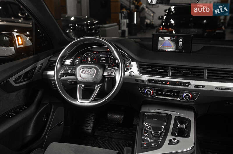 Позашляховик / Кросовер Audi Q7 2017 в Одесі
