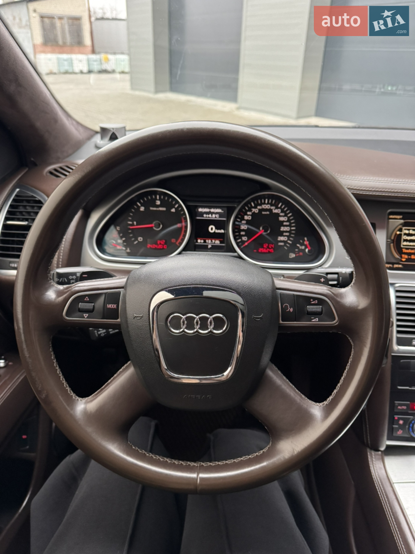 2010 Audi Q7 - мініатюра 11