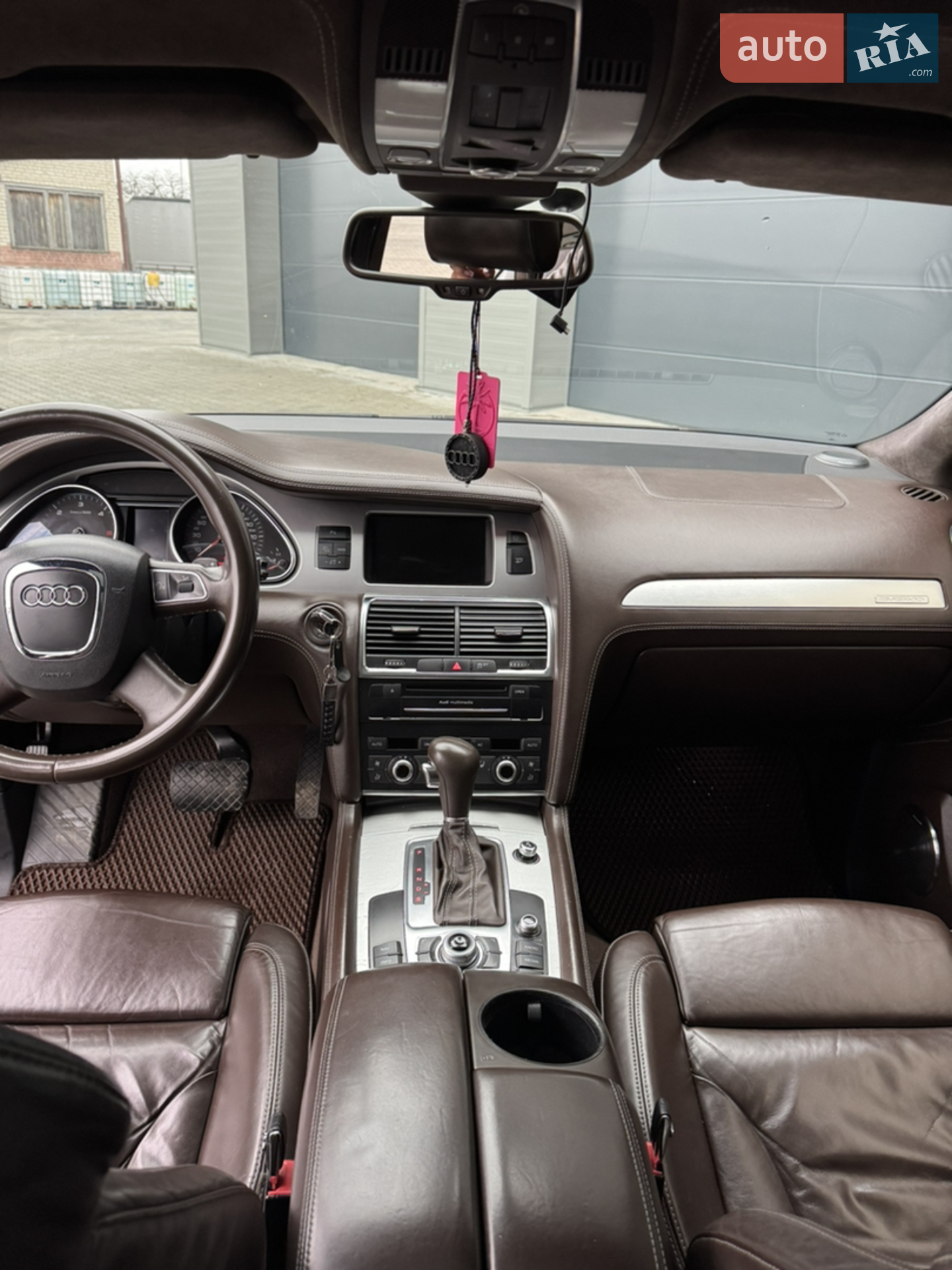 2010 Audi Q7 - мініатюра 15