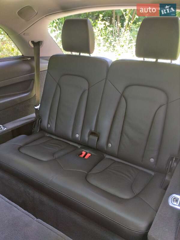 Позашляховик / Кросовер Audi Q7 2013 в Рівному фото 41 Позашляховик / Кросовер Audi Q7 2013 в Рівному