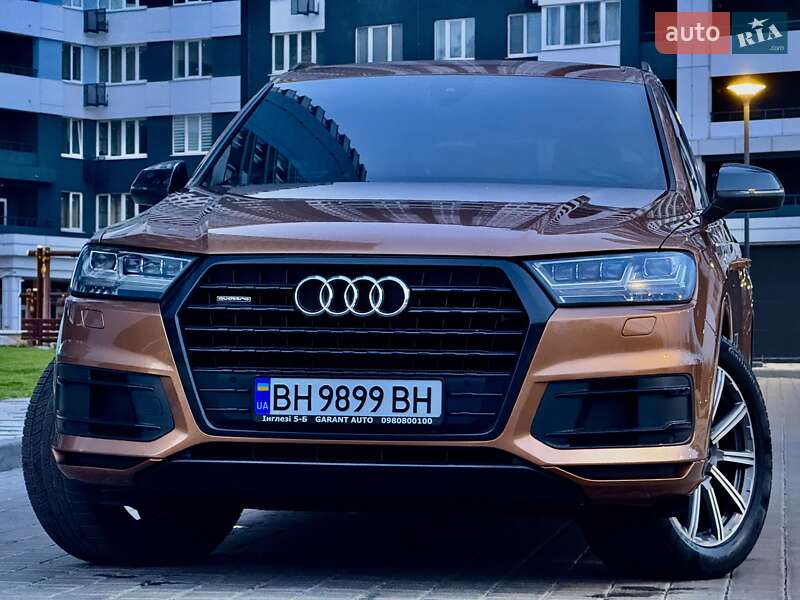Позашляховик / Кросовер Audi Q7 2017 в Одесі