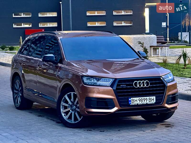 Позашляховик / Кросовер Audi Q7 2017 в Одесі