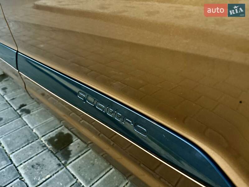 Позашляховик / Кросовер Audi Q7 2017 в Одесі