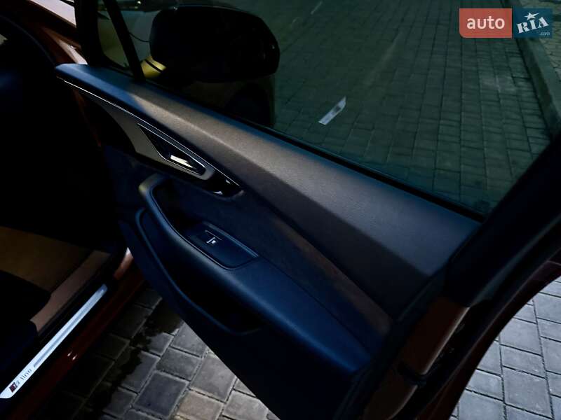 Позашляховик / Кросовер Audi Q7 2017 в Одесі