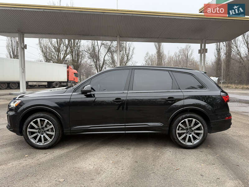 Audi Q7 2023