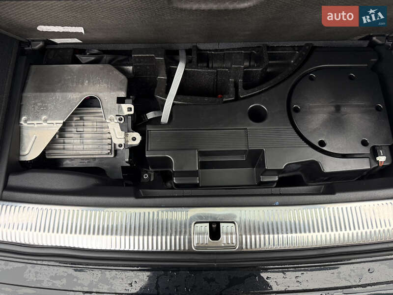 Позашляховик / Кросовер Audi Q7 2023 в Дніпрі