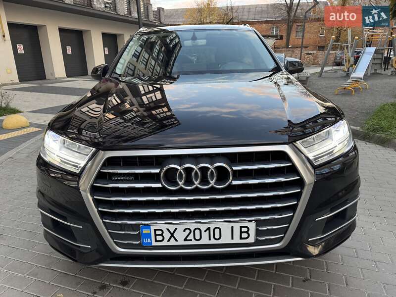 Позашляховик / Кросовер Audi Q7 2015 в Хмельницькому