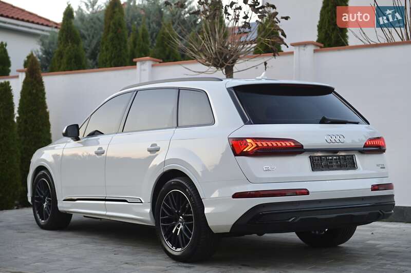 Позашляховик / Кросовер Audi Q7 2020 в Одесі