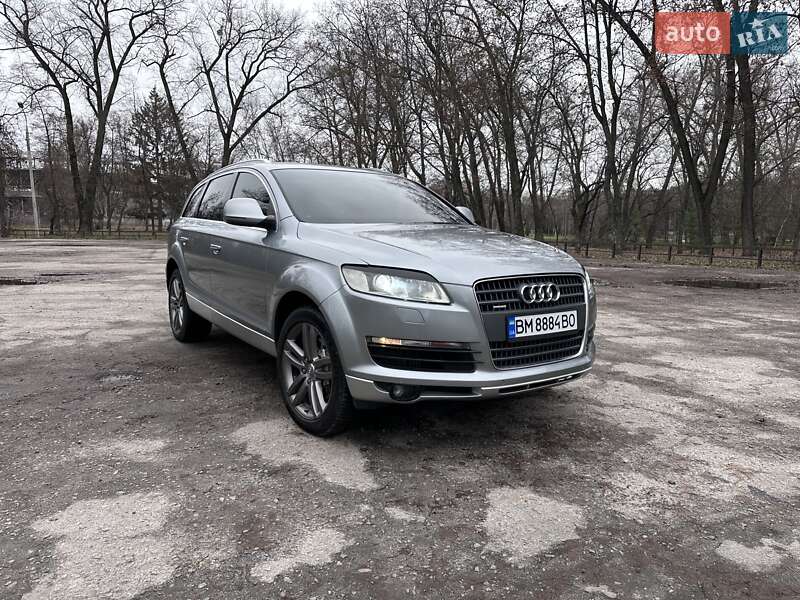 Позашляховик / Кросовер Audi Q7 2006 в Сумах