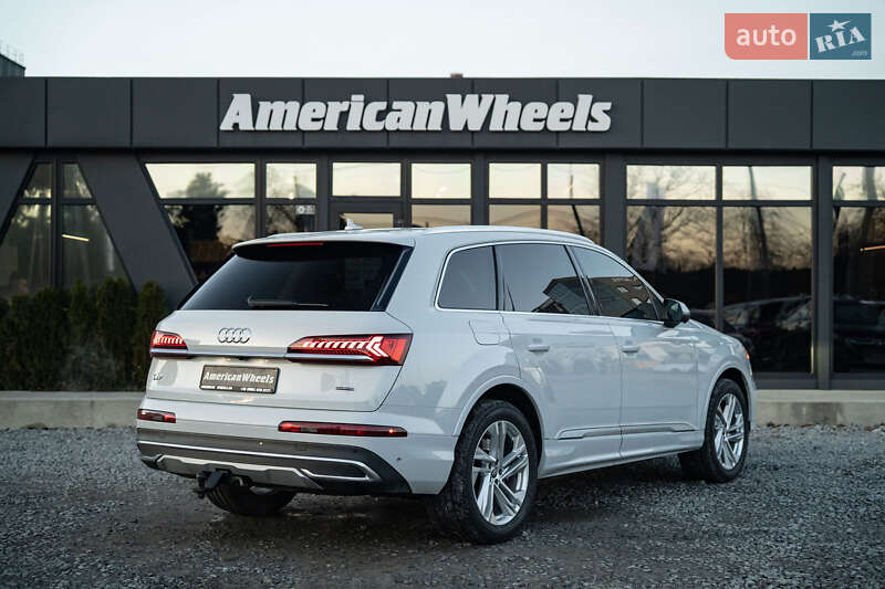 Внедорожник / Кроссовер Audi Q7 2020 в Черновцах