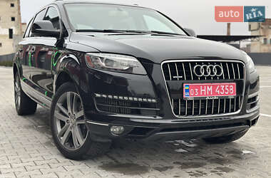 Позашляховик / Кросовер Audi Q7 2015 в Дубні