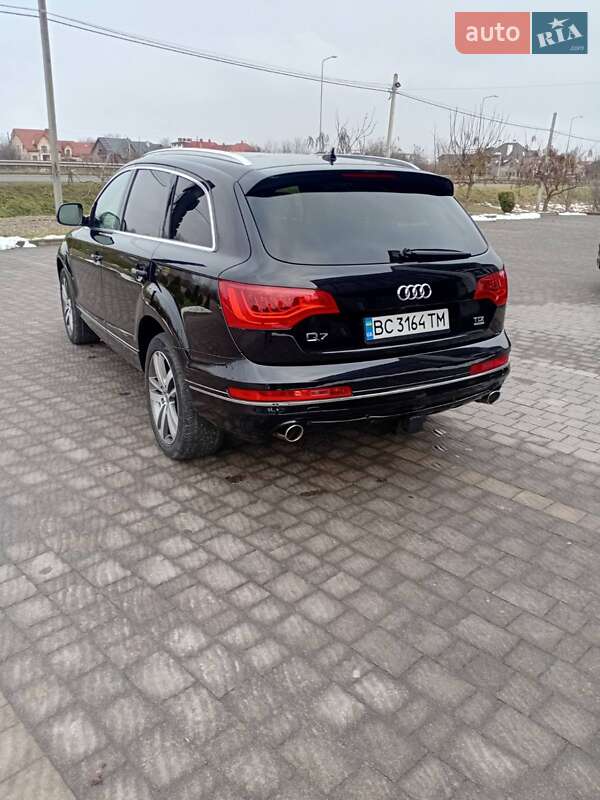 Позашляховик / Кросовер Audi Q7 2012 в Стрию