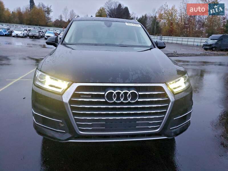 Внедорожник / Кроссовер Audi Q7 2017 в Запорожье