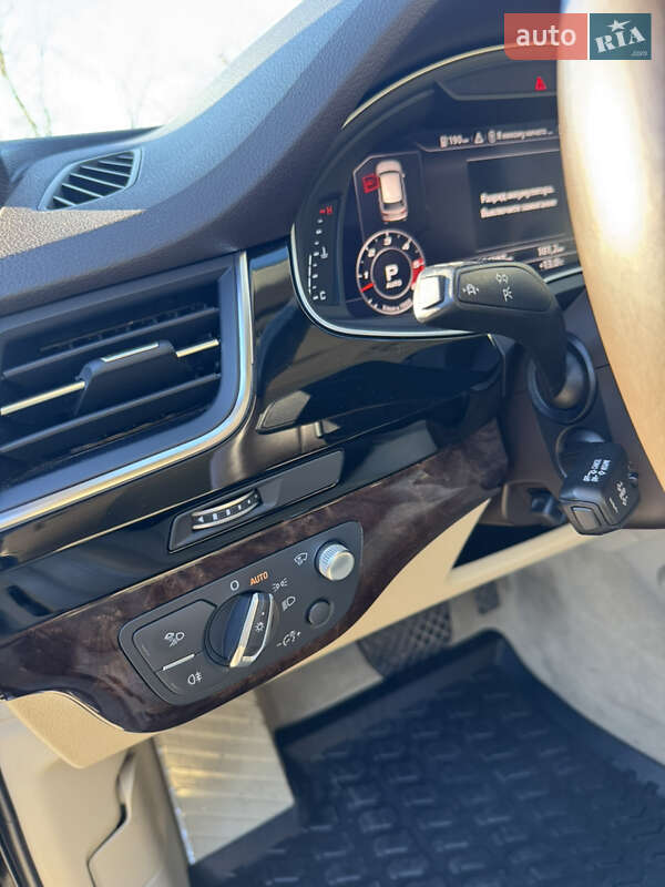 Внедорожник / Кроссовер Audi Q7 2018 в Одессе