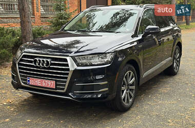 Внедорожник / Кроссовер Audi Q7 2017 в Киеве