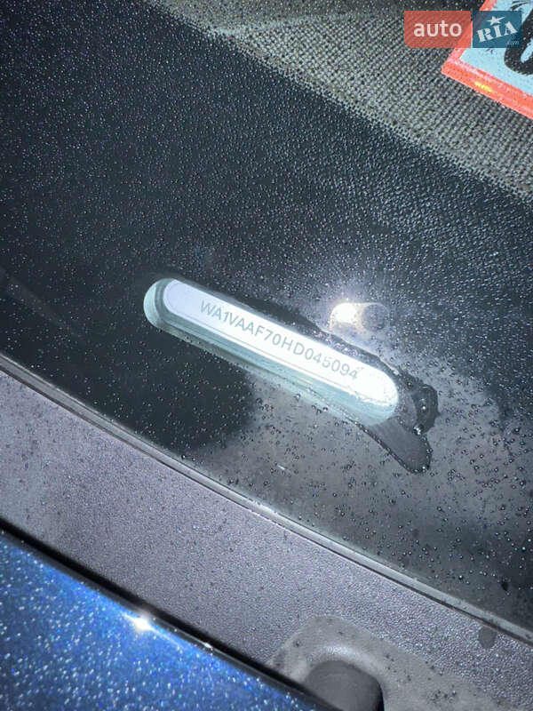 Позашляховик / Кросовер Audi Q7 2017 в Києві