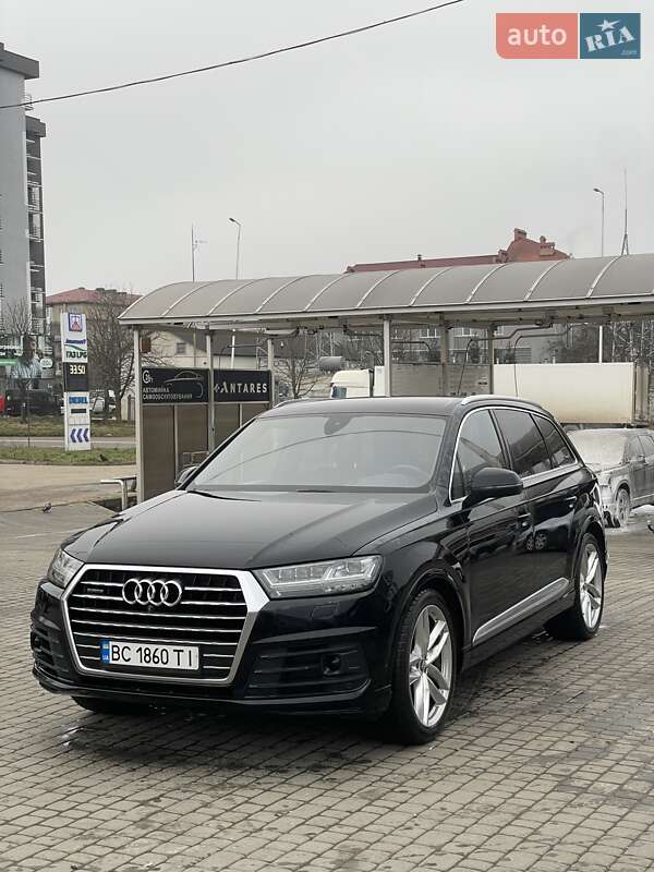 Позашляховик / Кросовер Audi Q7 2015 в Івано-Франківську