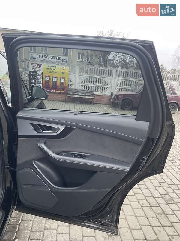 Позашляховик / Кросовер Audi Q7 2015 в Івано-Франківську