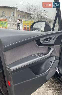 Внедорожник / Кроссовер Audi Q7 2015 в Ивано-Франковске