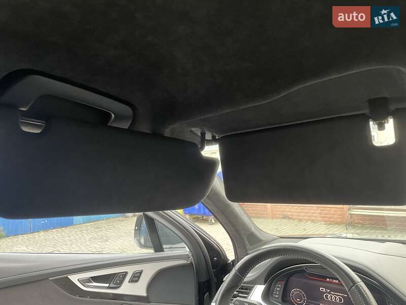 Позашляховик / Кросовер Audi Q7 2015 в Івано-Франківську