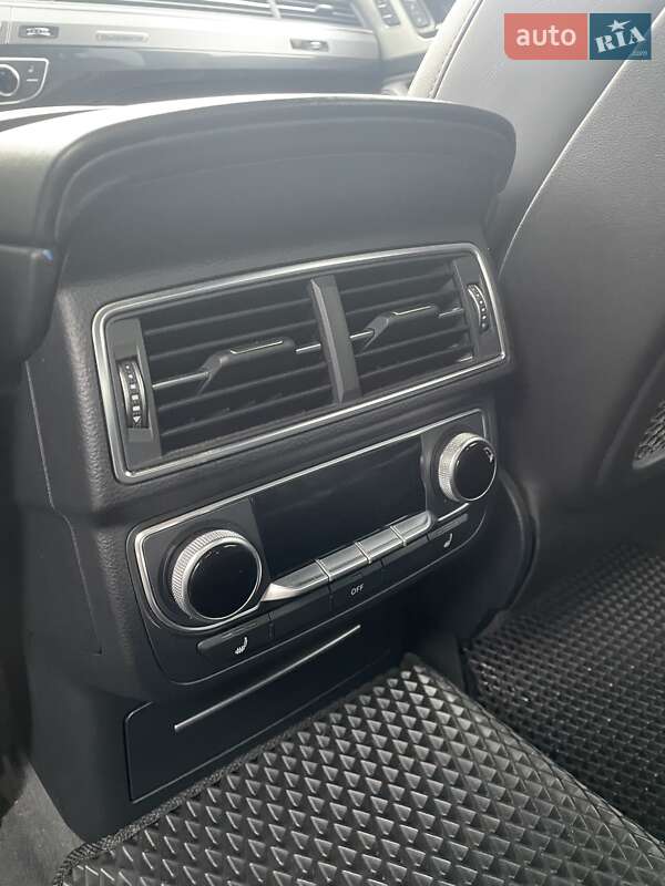 Позашляховик / Кросовер Audi Q7 2015 в Івано-Франківську