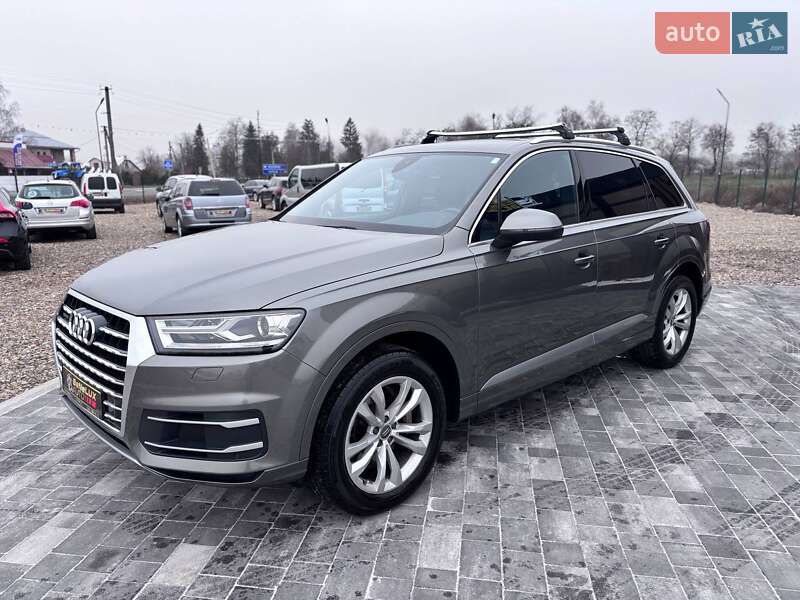 Внедорожник / Кроссовер Audi Q7 2017 в Коломые