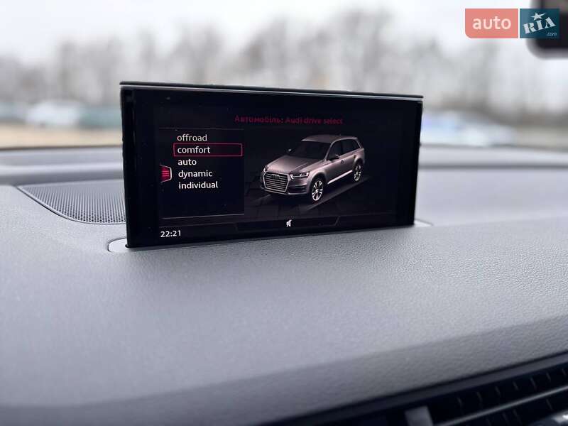 Внедорожник / Кроссовер Audi Q7 2017 в Коломые